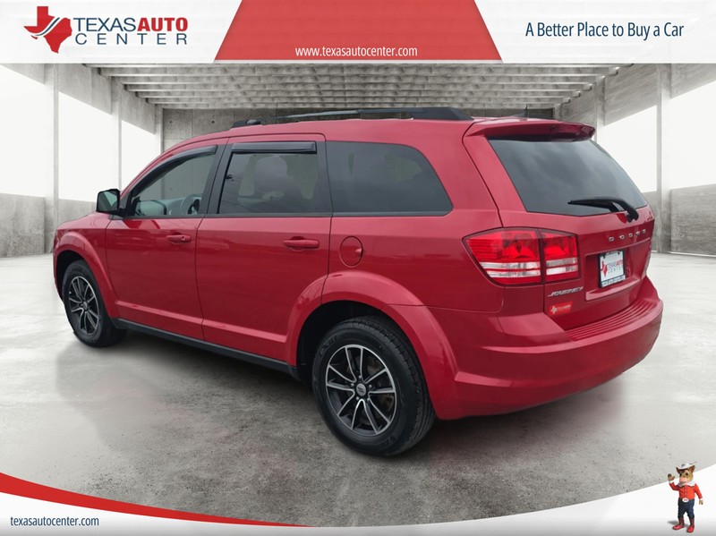 Dodge Journey Vehicle Full-screen Gallery Image 08