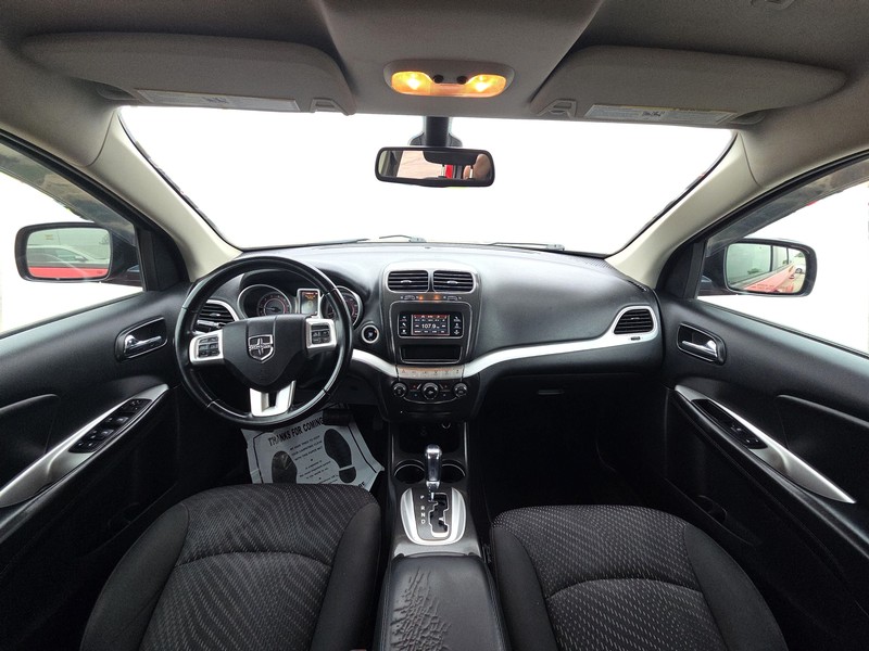 Dodge Journey Vehicle Full-screen Gallery Image 15