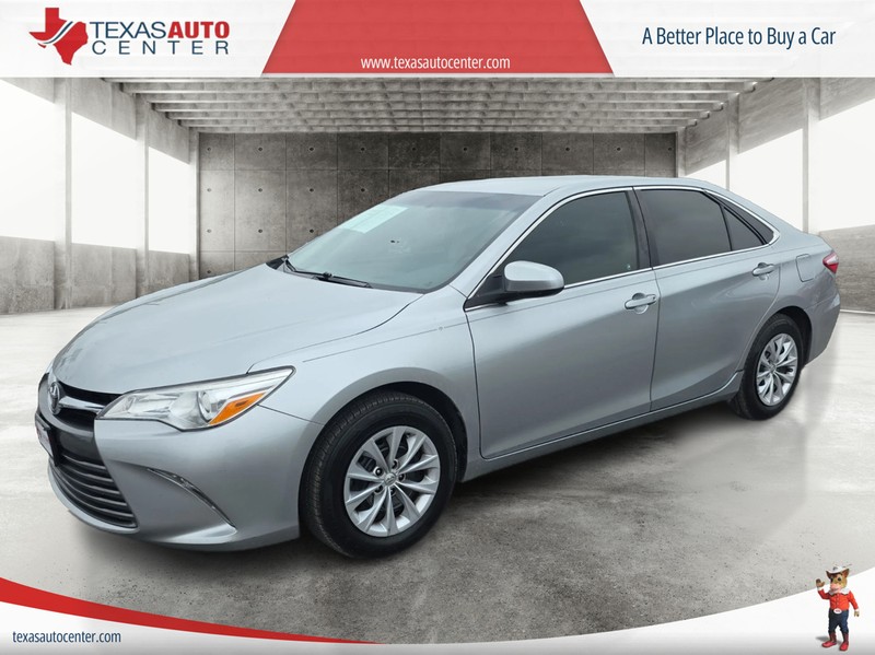 Toyota Camry Vehicle Full-screen Gallery Image 02
