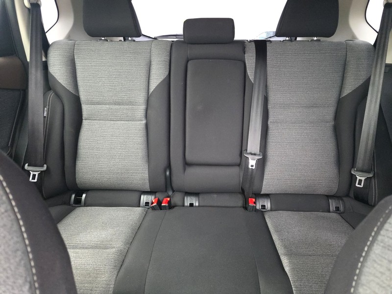 Nissan Rogue Vehicle Full-screen Gallery Image 13