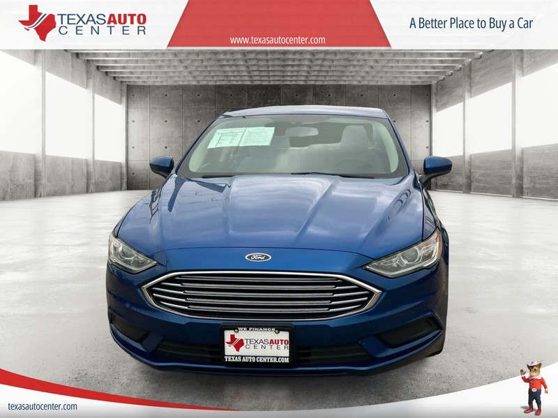 Ford Fusion Hybrid Vehicle Full-screen Gallery Image 03