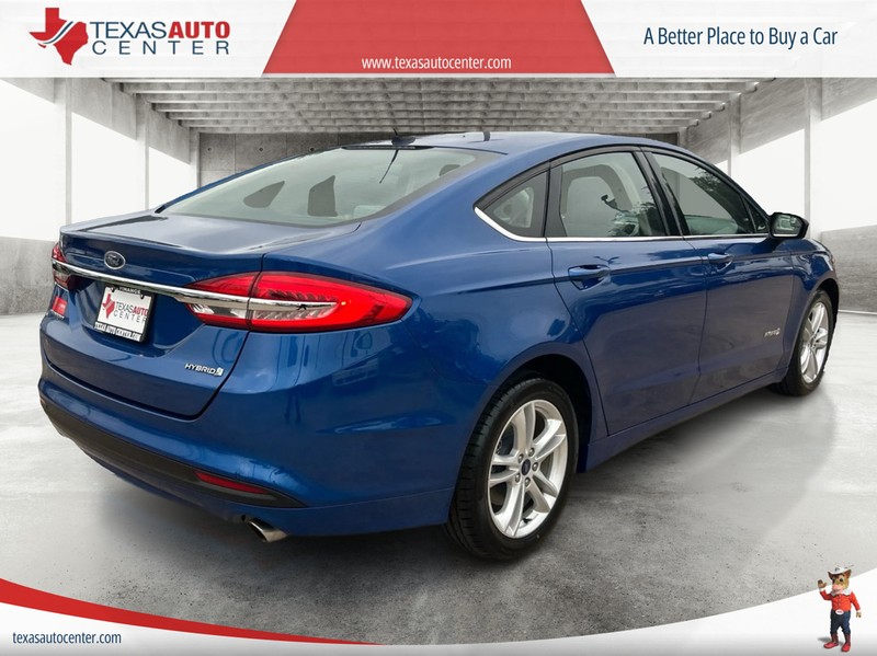 Ford Fusion Hybrid Vehicle Full-screen Gallery Image 06
