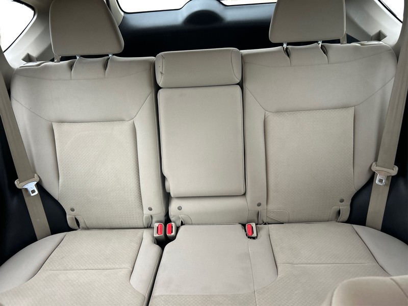 Honda CR-V Vehicle Full-screen Gallery Image 12