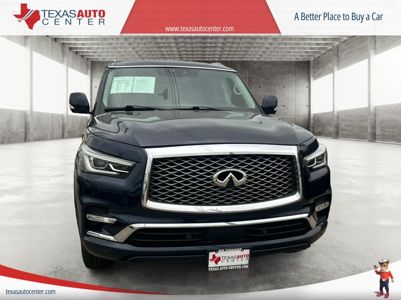 INFINITI QX80 Vehicle Full-screen Gallery Image 02