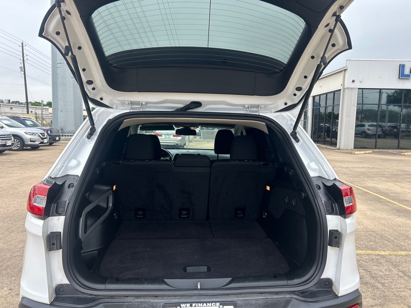 Jeep Cherokee Vehicle Full-screen Gallery Image 11