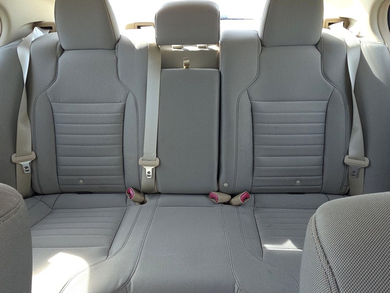 Ford Taurus Vehicle Full-screen Gallery Image 12