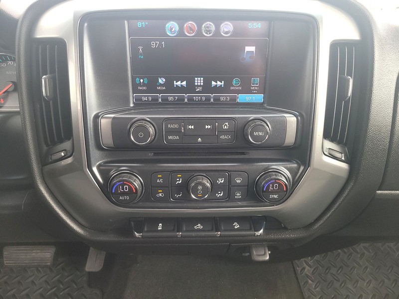 Chevrolet Silverado 1500 Vehicle Full-screen Gallery Image 10
