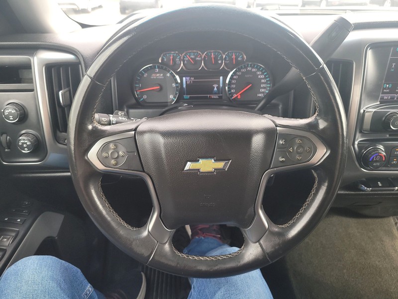 Chevrolet Silverado 1500 Vehicle Full-screen Gallery Image 12