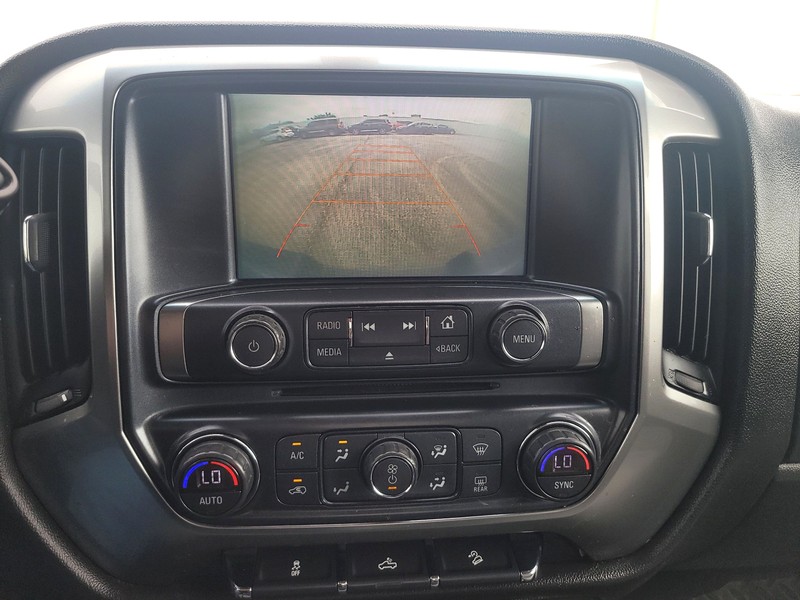 Chevrolet Silverado 1500 Vehicle Full-screen Gallery Image 15