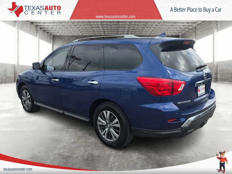 Nissan Pathfinder Vehicle Full-screen Gallery Image 8