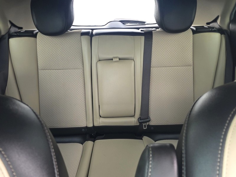 Buick Encore Vehicle Full-screen Gallery Image 13