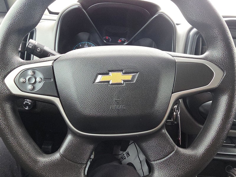 Chevrolet Colorado Vehicle Full-screen Gallery Image 13