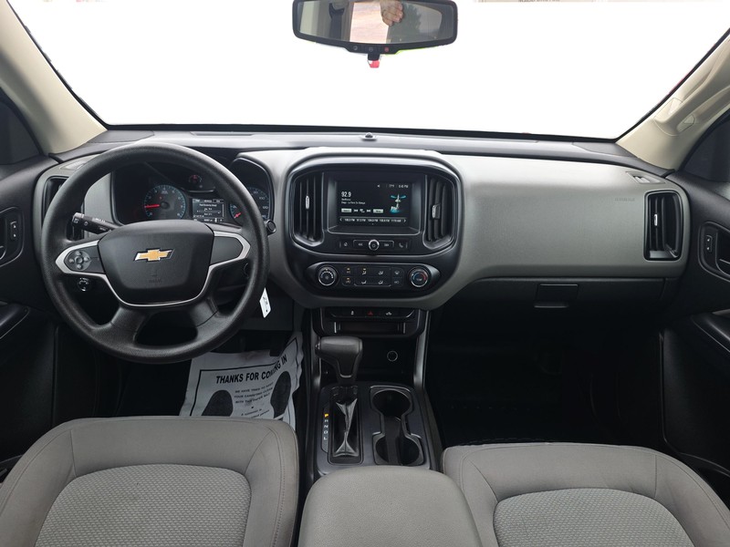 Chevrolet Colorado Vehicle Full-screen Gallery Image 15