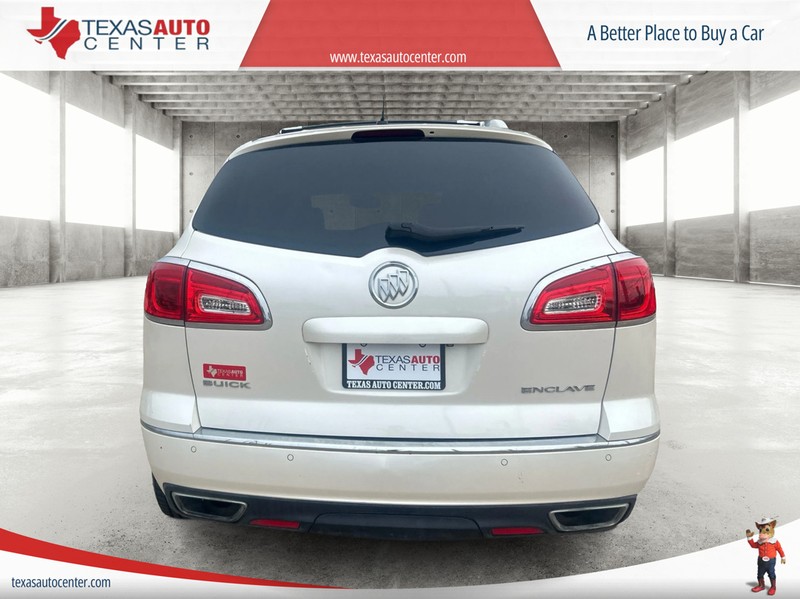 Buick Enclave Vehicle Full-screen Gallery Image 05