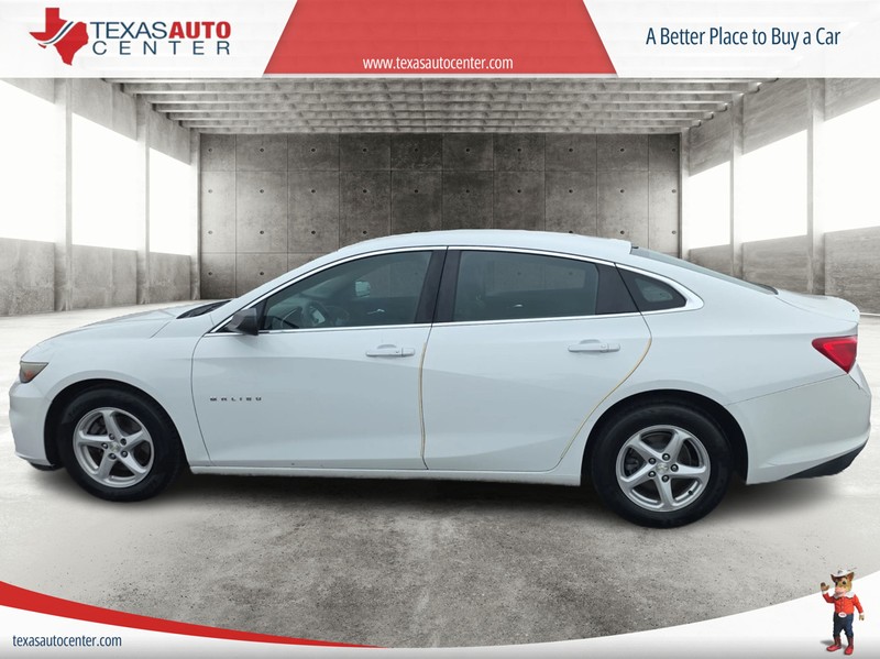 Chevrolet Malibu Vehicle Full-screen Gallery Image 5