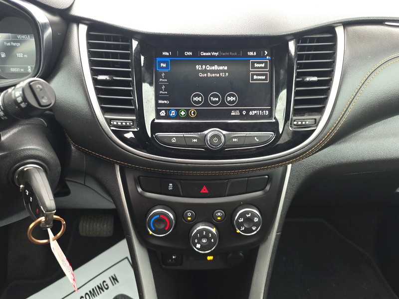 Chevrolet Trax Vehicle Full-screen Gallery Image 12