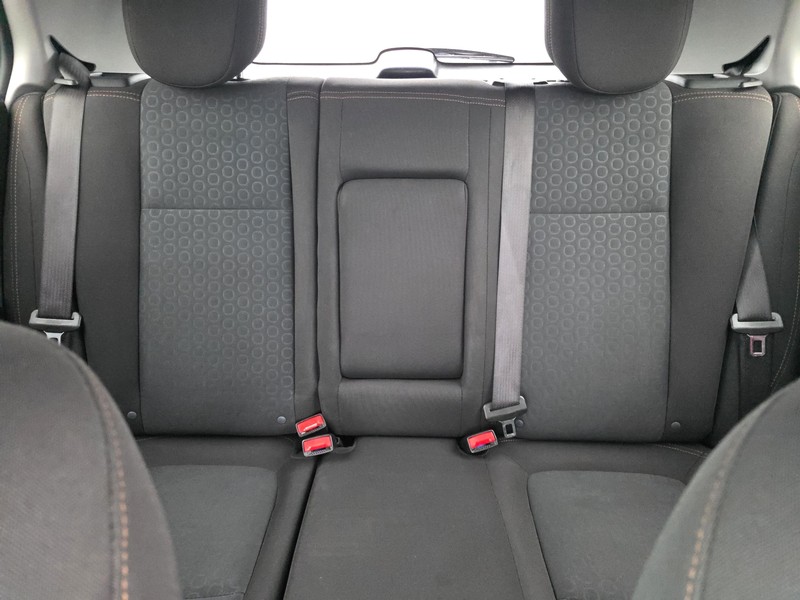 Chevrolet Trax Vehicle Full-screen Gallery Image 13