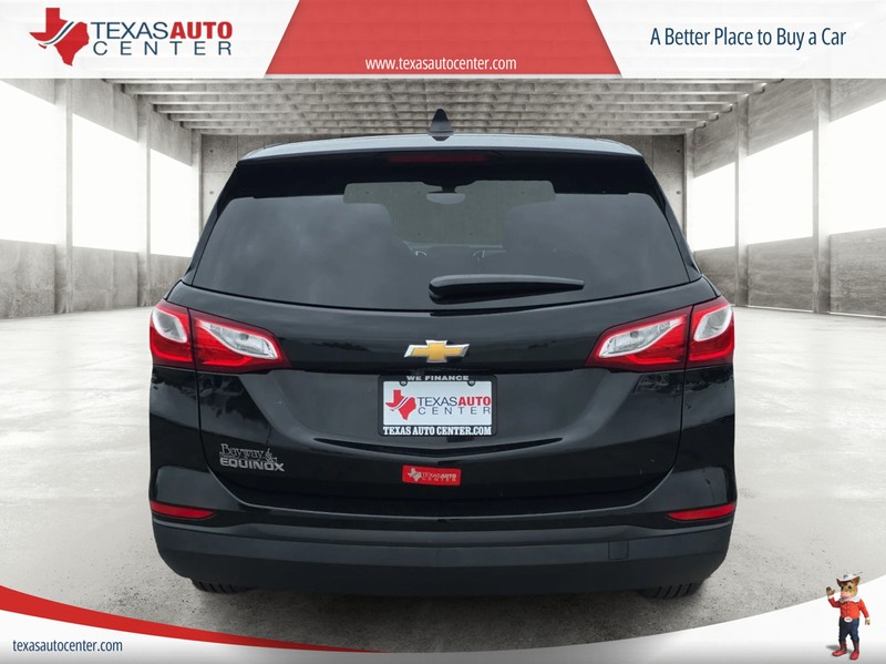 Chevrolet Equinox Vehicle Full-screen Gallery Image 6