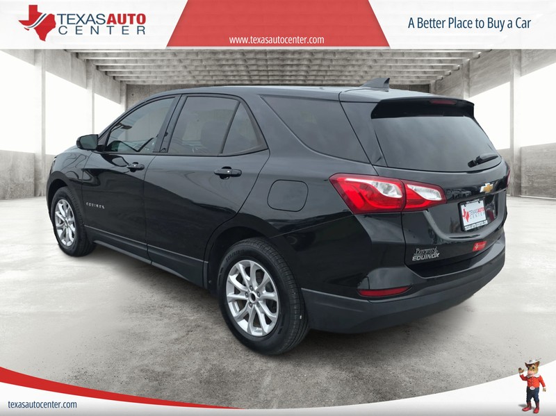 Chevrolet Equinox Vehicle Full-screen Gallery Image 8
