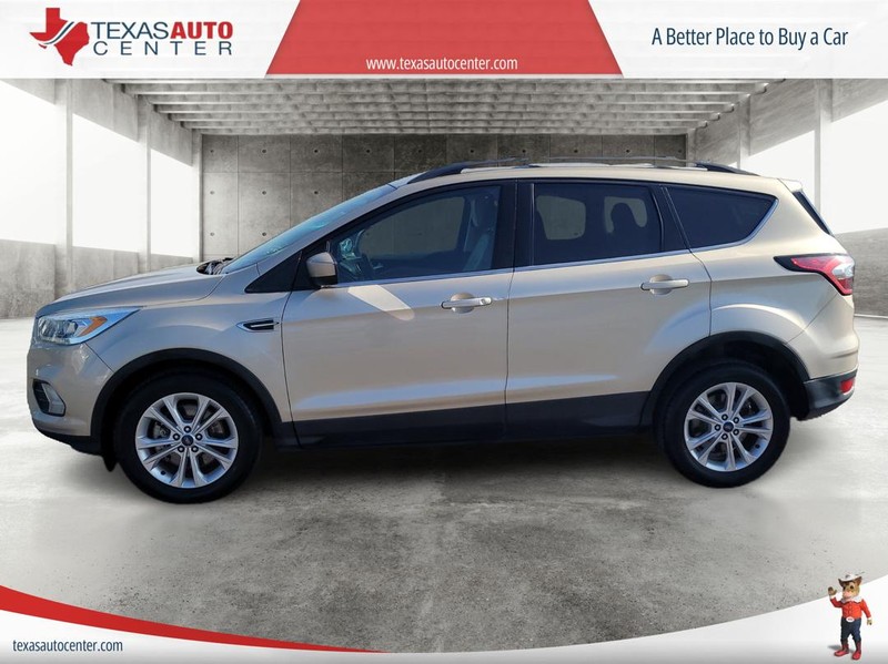 Ford Escape Vehicle Full-screen Gallery Image 5