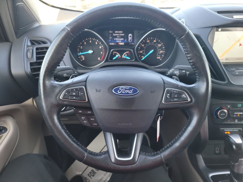 Ford Escape Vehicle Full-screen Gallery Image 14