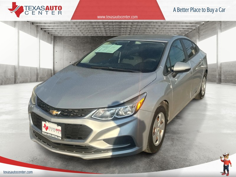 Chevrolet Cruze Vehicle Full-screen Gallery Image 2