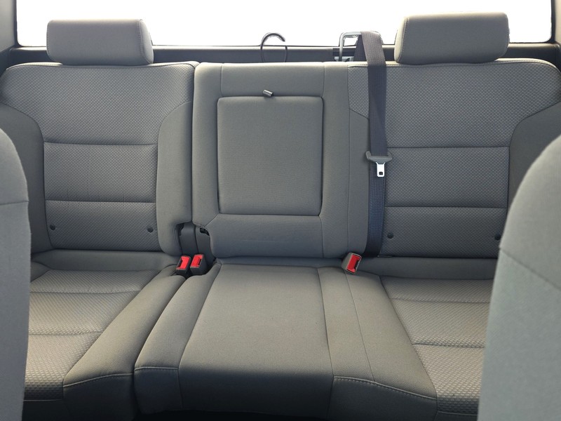 Chevrolet Silverado 1500 Vehicle Full-screen Gallery Image 12