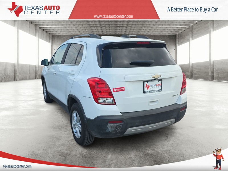 Chevrolet Trax Vehicle Full-screen Gallery Image 08