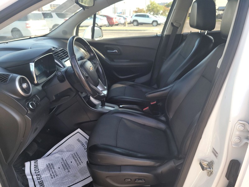 Chevrolet Trax Vehicle Full-screen Gallery Image 09