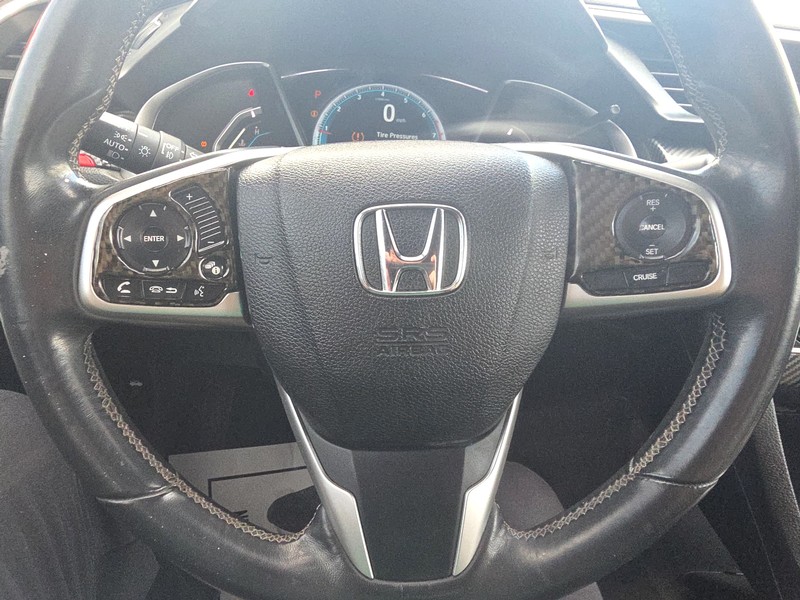 Honda Civic Coupe Vehicle Full-screen Gallery Image 12