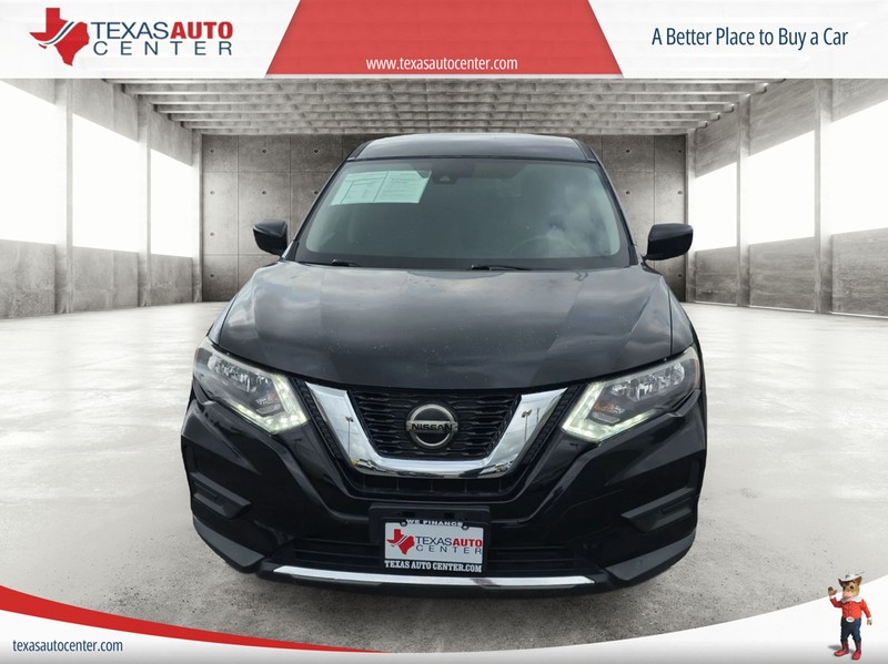 Nissan Rogue Vehicle Full-screen Gallery Image 03