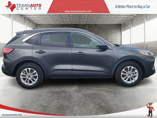 Ford Escape Vehicle Full-screen Gallery Image 4