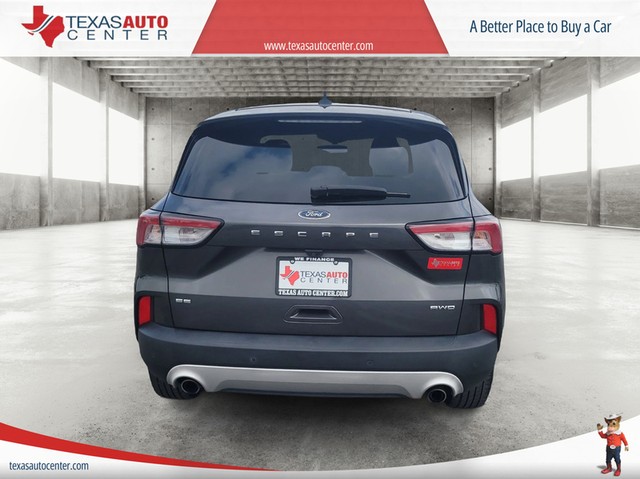 Ford Escape Vehicle Full-screen Gallery Image 6