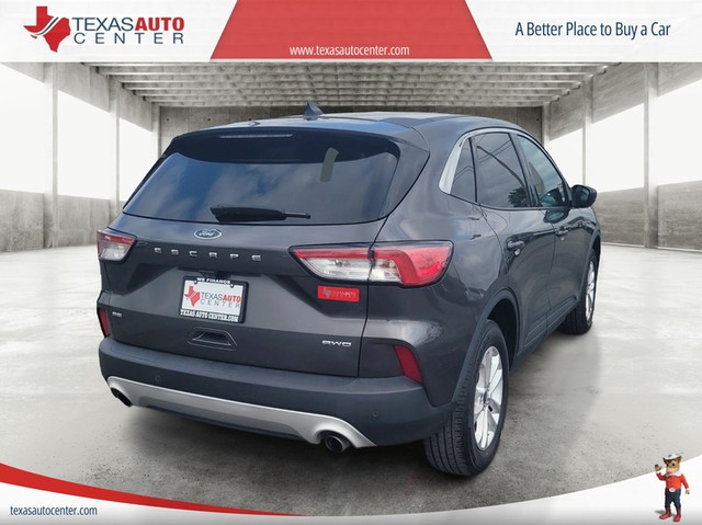 Ford Escape Vehicle Full-screen Gallery Image 7