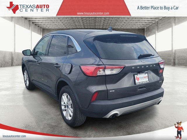 Ford Escape Vehicle Full-screen Gallery Image 8