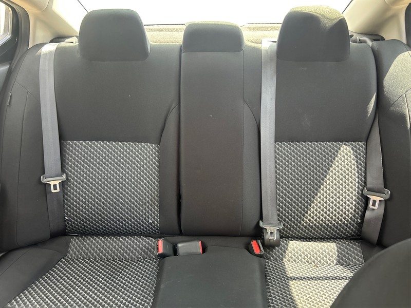 Nissan Versa Sedan Vehicle Full-screen Gallery Image 13