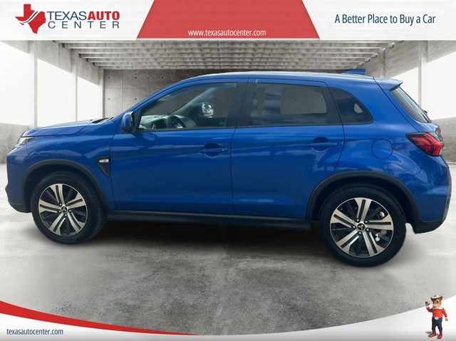 Mitsubishi Outlander Sport Vehicle Full-screen Gallery Image 5