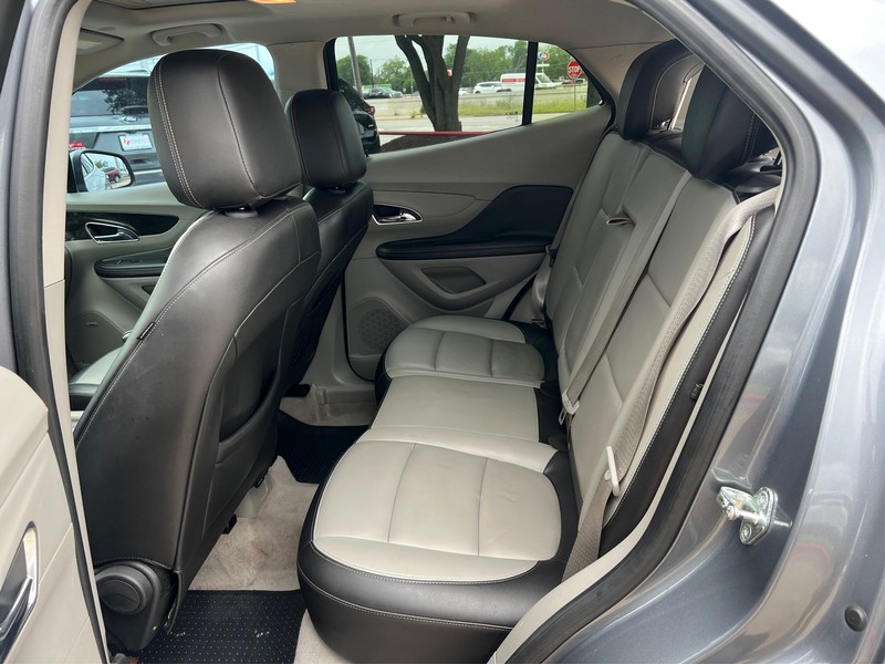 Buick Encore Vehicle Full-screen Gallery Image 9