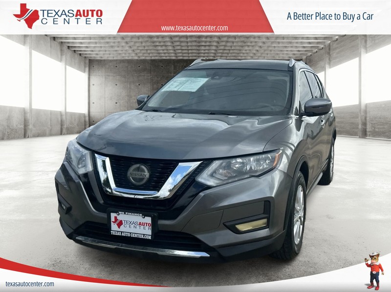 Nissan Rogue Vehicle Full-screen Gallery Image 03