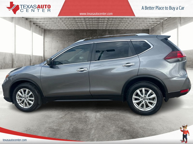 Nissan Rogue Vehicle Full-screen Gallery Image 05