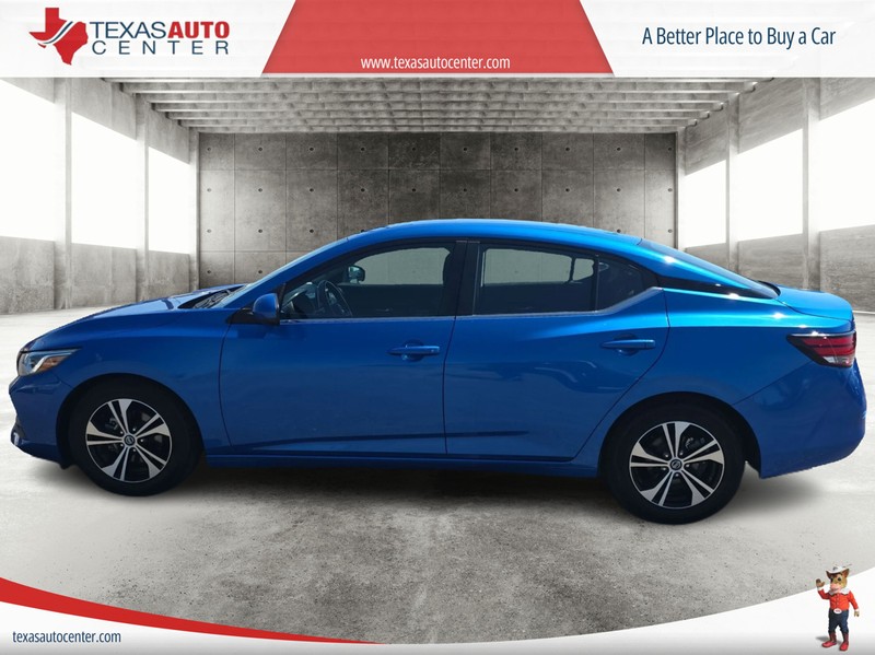 Nissan Sentra Vehicle Full-screen Gallery Image 5