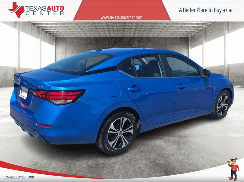 Nissan Sentra Vehicle Full-screen Gallery Image 7