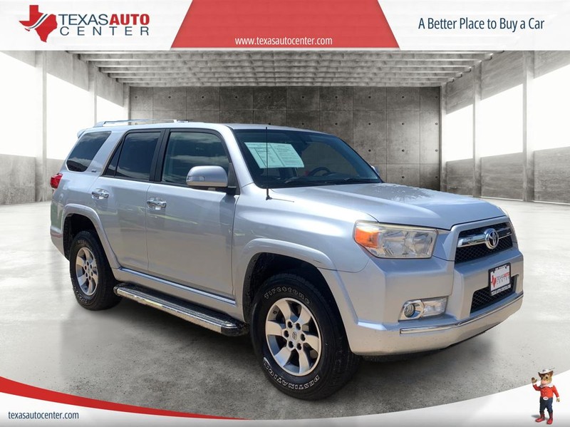 Toyota 4Runner Vehicle Full-screen Gallery Image 01