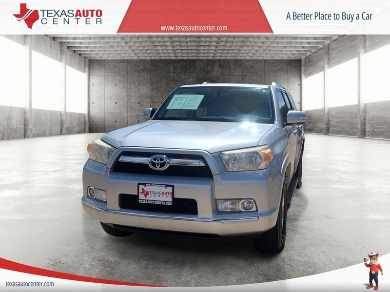 Toyota 4Runner Vehicle Full-screen Gallery Image 03