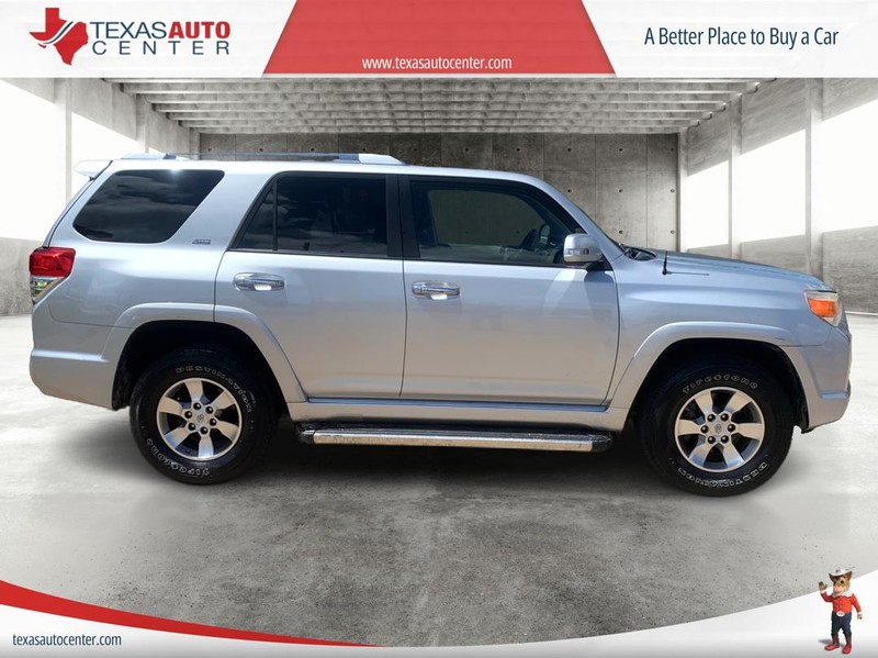 Toyota 4Runner Vehicle Full-screen Gallery Image 04