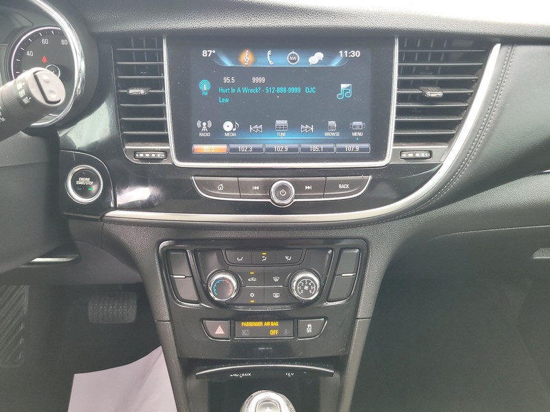 Buick Encore Vehicle Full-screen Gallery Image 12