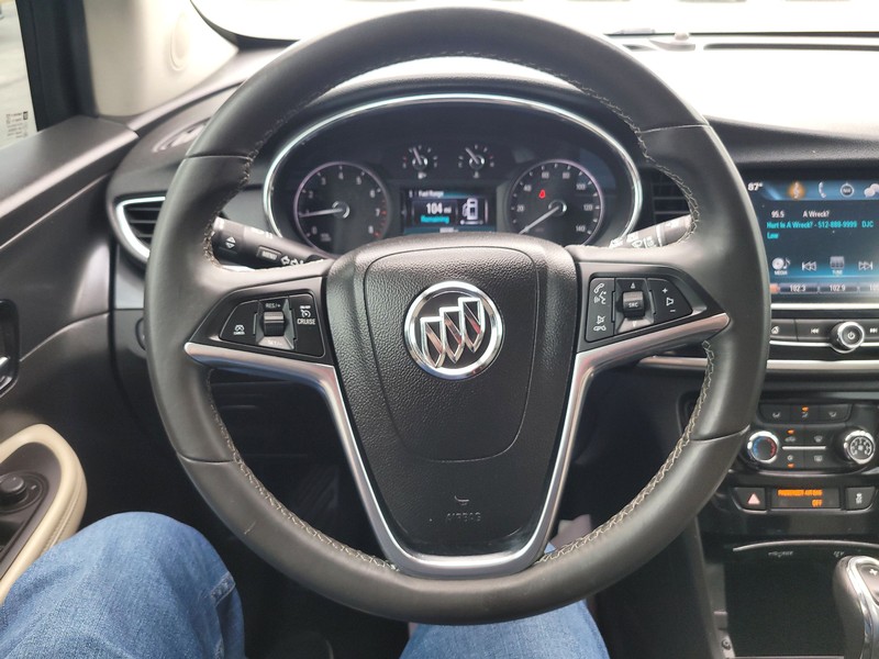 Buick Encore Vehicle Full-screen Gallery Image 14