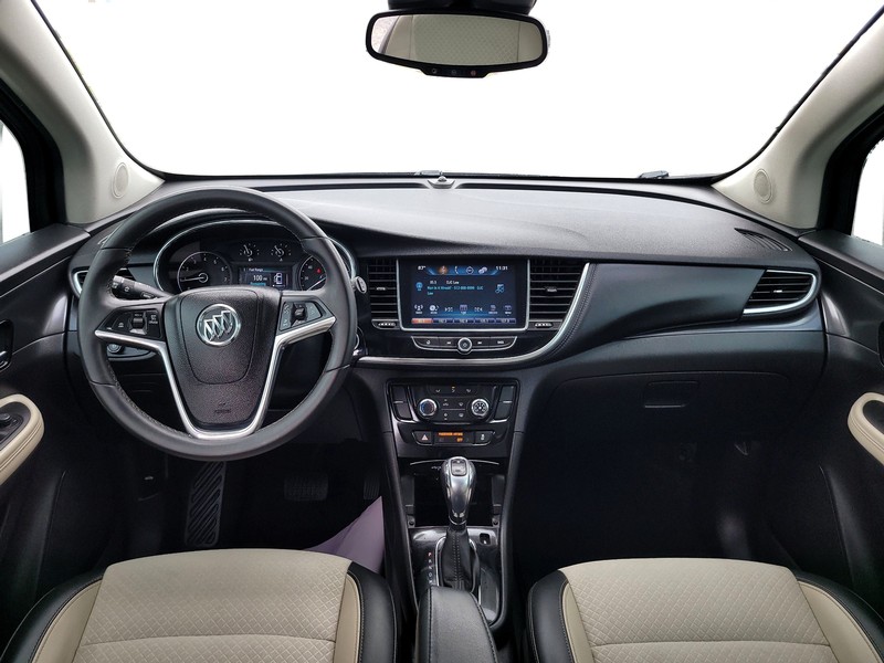 Buick Encore Vehicle Full-screen Gallery Image 16