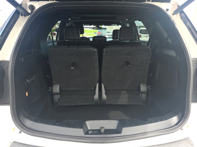 Ford Explorer Vehicle Full-screen Gallery Image 11