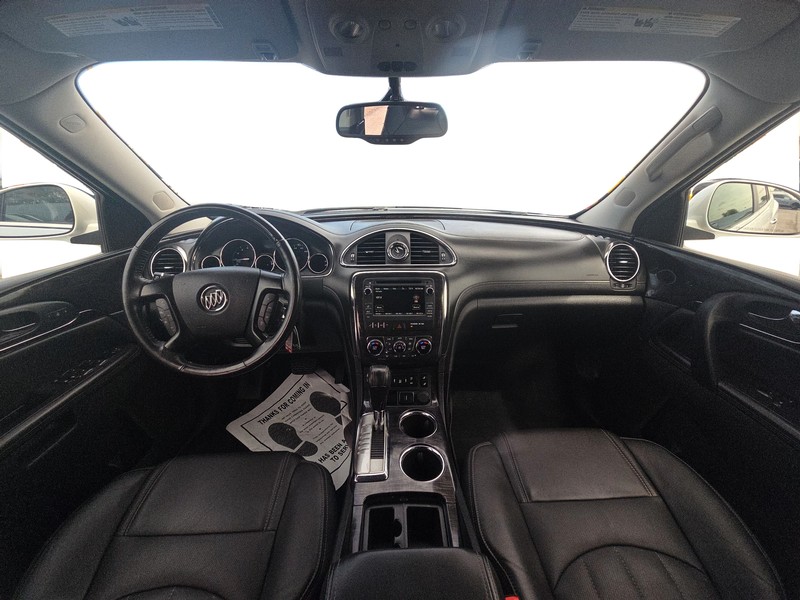 Buick Enclave Vehicle Full-screen Gallery Image 15